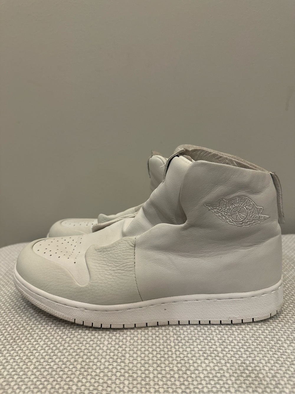 Nike Air Jordan Sage XX AJ1 Shoes Womens 7 Retro White Leather Hi A01526-100 EUC